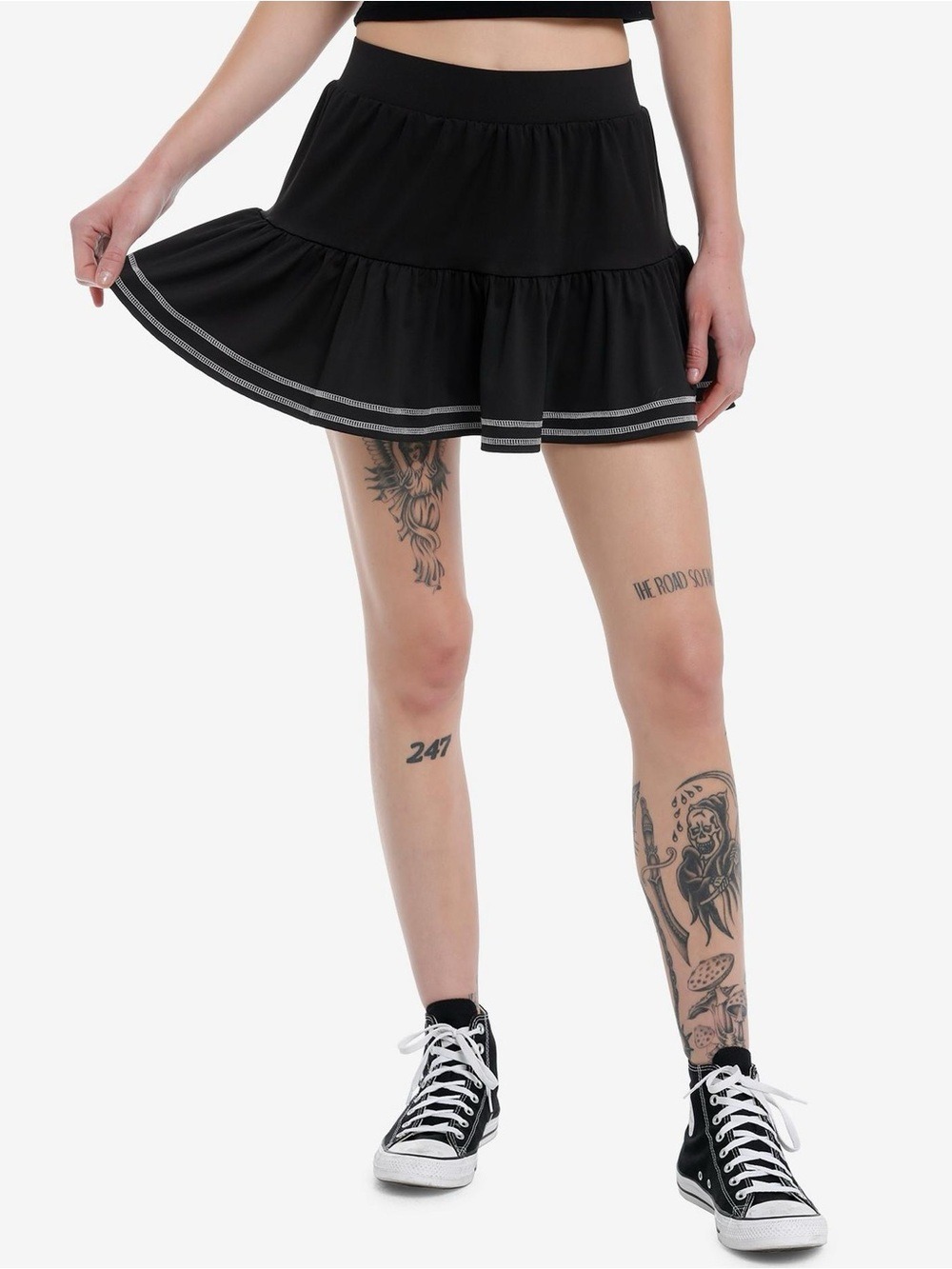 Social Collision Black & White Contrast Stitch Tiered Active Skort - Size XS